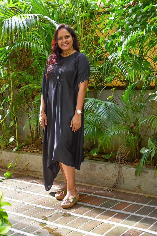 Black button kaftan with hand work