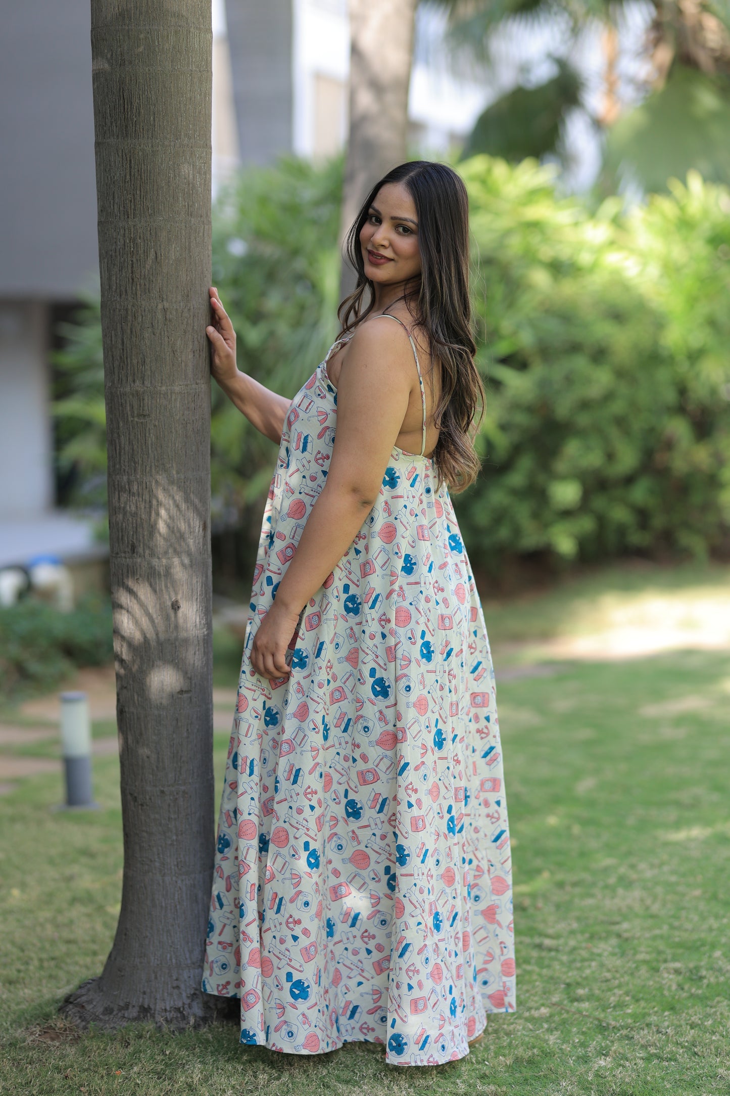 Travel Blog Beach Maxi Dress - White